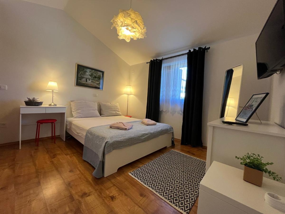 Apartment Cozy&Quiet Rovinj Exterior foto